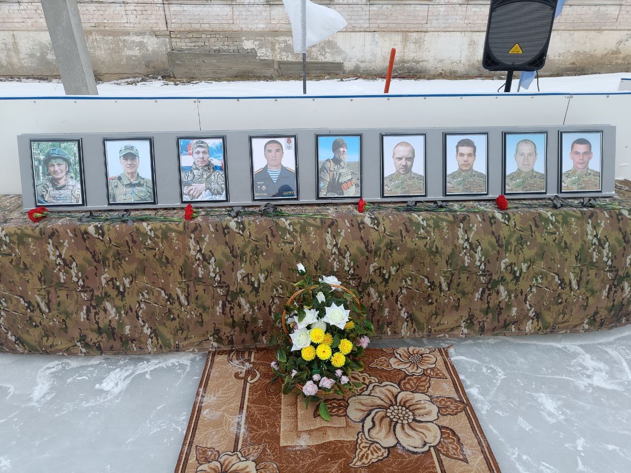 ученики нашей школы приняли участие в турнире по хоккею.
