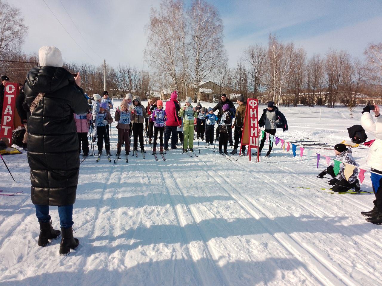 2 марта в с.Елаур состоялись традиционные соревнования по лыжным гонкам.