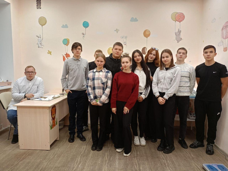Ученики посетили ГУЗ "Сенгилеевская РБ".