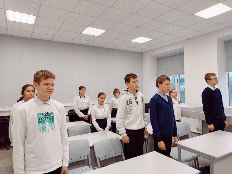 С учениками 5-11 классов провели мероприятие "На страже правопорядка"..